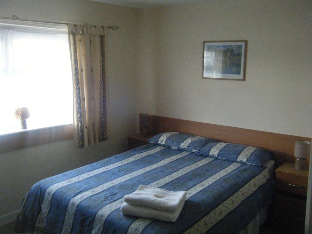 Hotel Tudor Court 2*