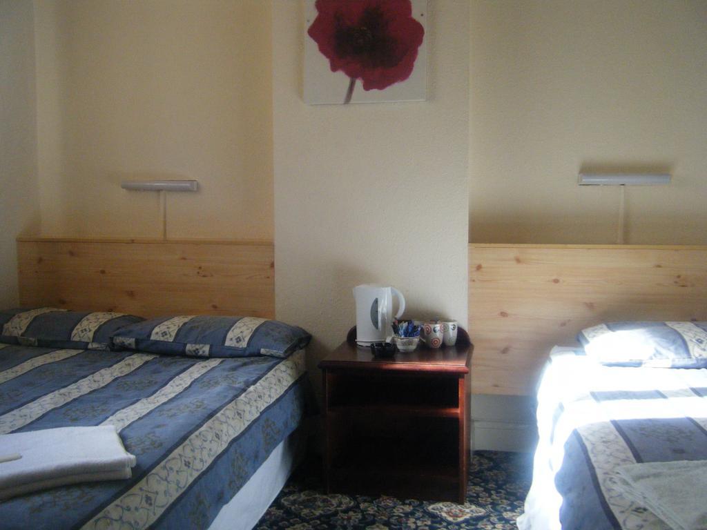 Hotel Tudor Court Swansea